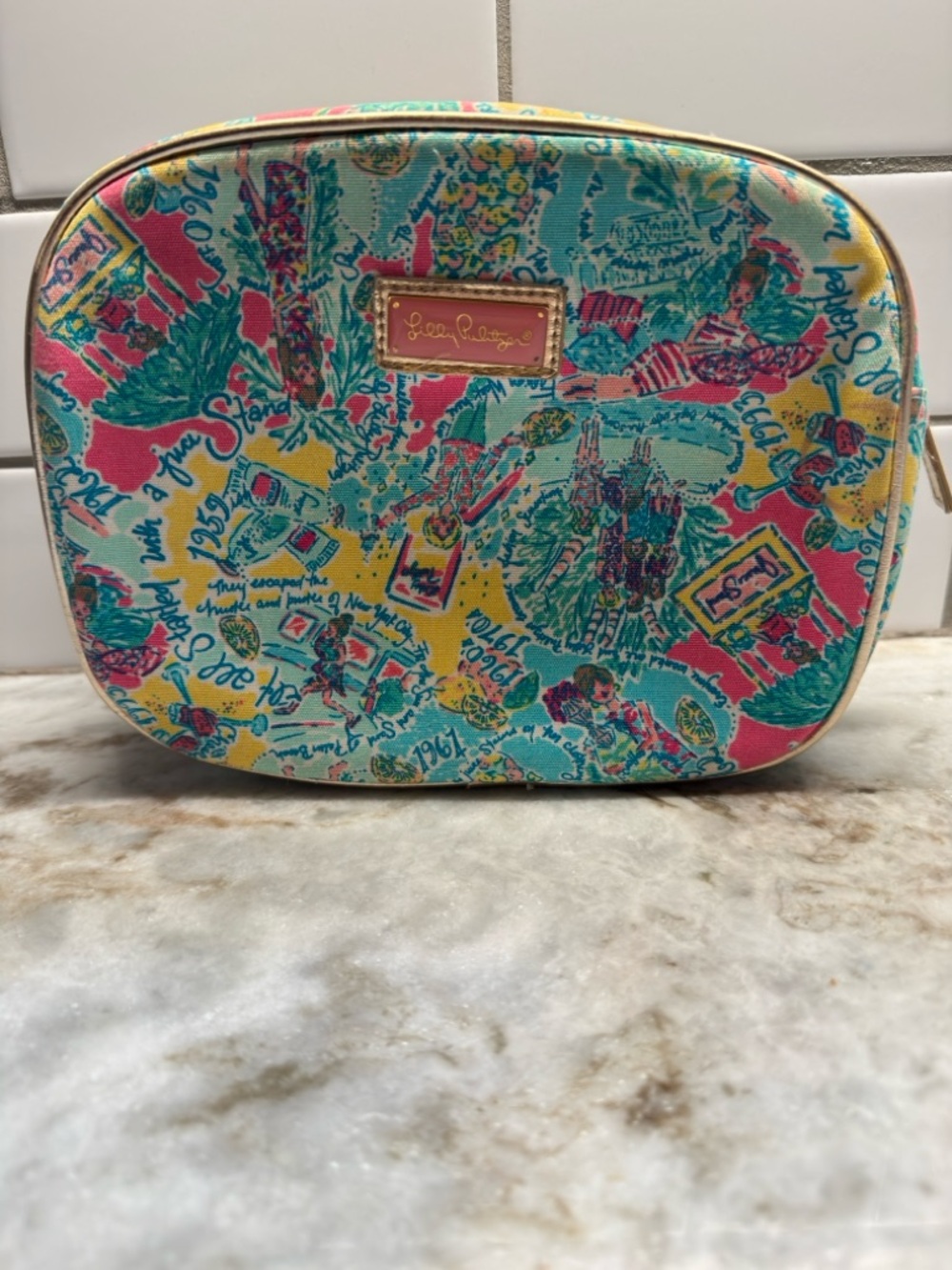 Rare Lilly Pulitzer In The Beginning Multicolor Cosmetic Bag